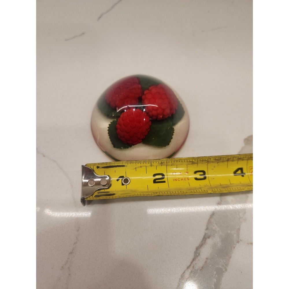Vintage Domed Clear Acrylic Lucite And Red Raspberry Fruit Paperweight 3 Inches - Picture 7 of 7